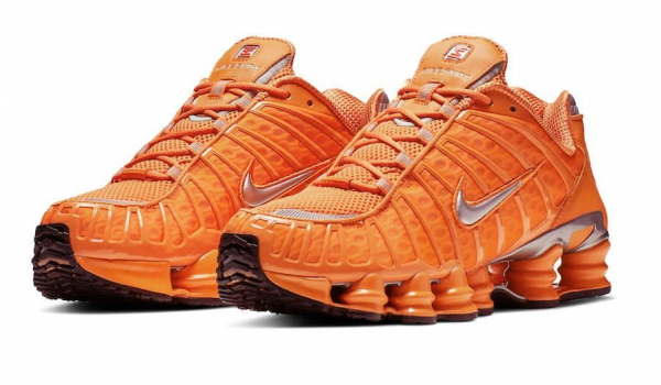 Tenis Nike 12 Molas Laranja